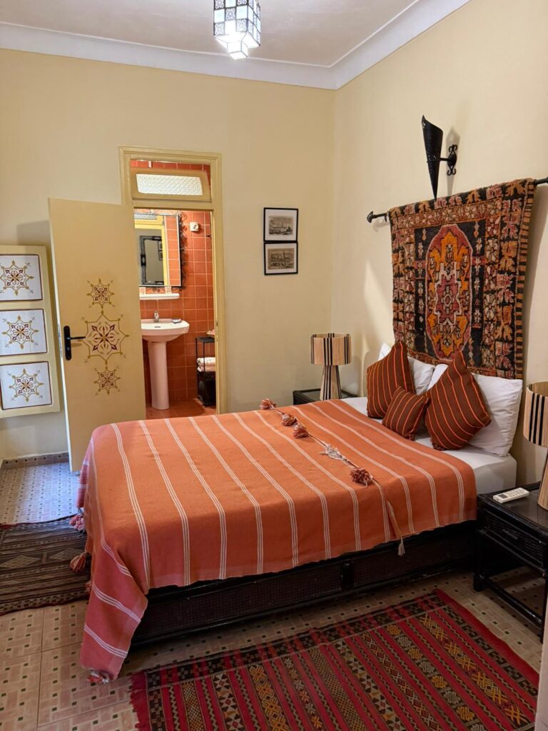 Bild von einem Hotelzimmer